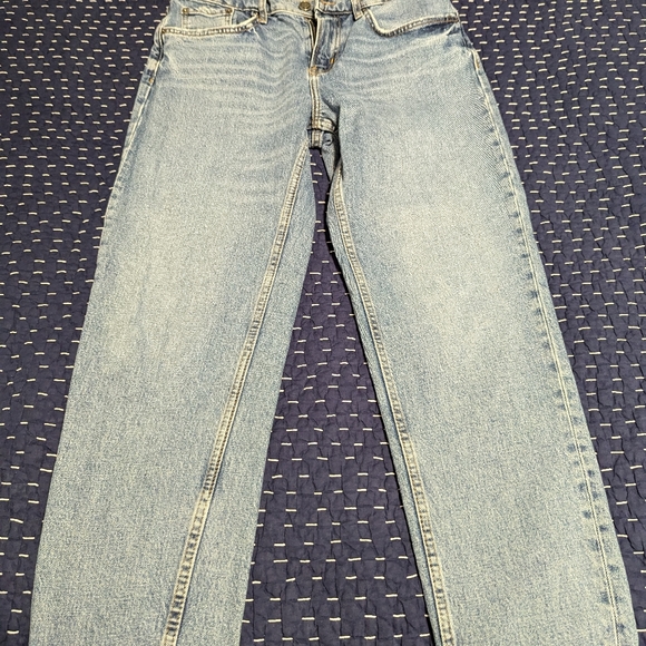 Zara blue jeans in Size 6 - Picture 3 of 4